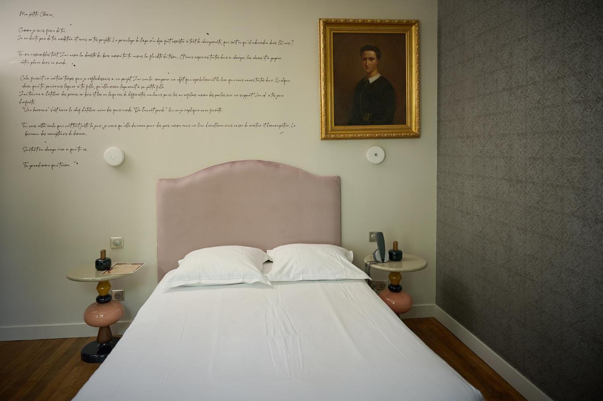 Chateau Du Bois Guibert Bonneval  Room photo